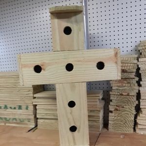 Cross bird house